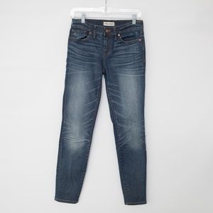 Madewell - blue denim distressed skinny jean